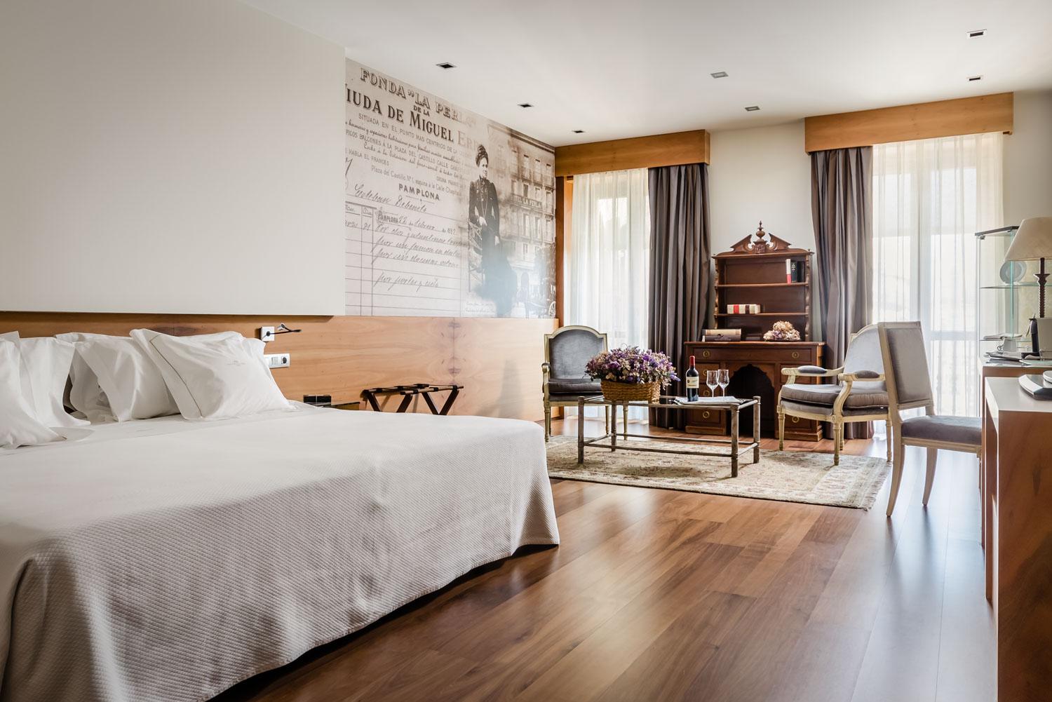 Gran Hotel La Perla Pamplona Esterno foto Deluxe room