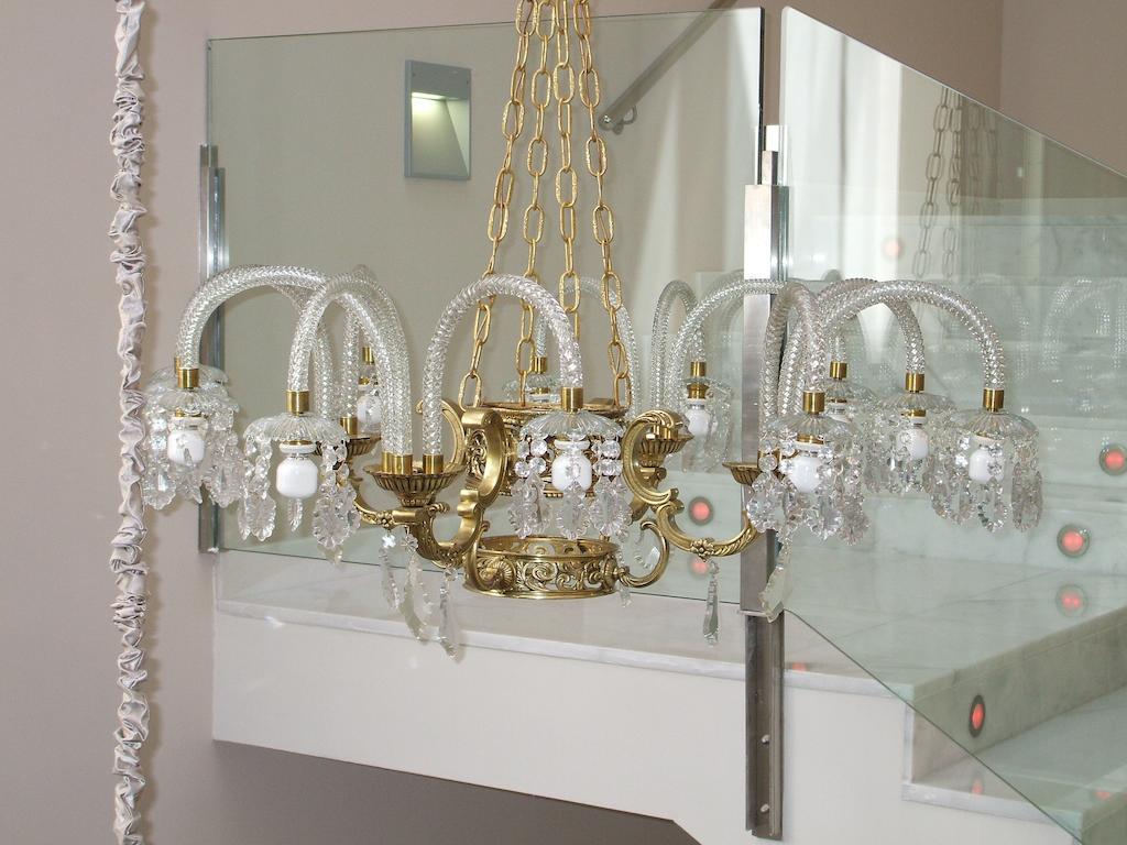 Gran Hotel La Perla Pamplona Esterno foto A chandelier